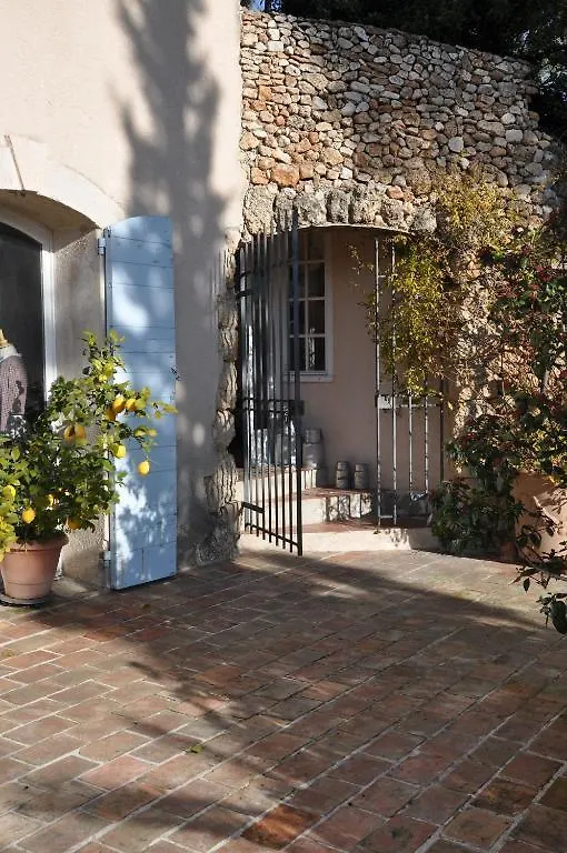 La Masure Bed & Breakfast Gemenos