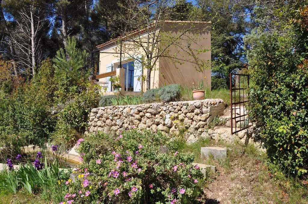 La Masure Bed & Breakfast Gemenos