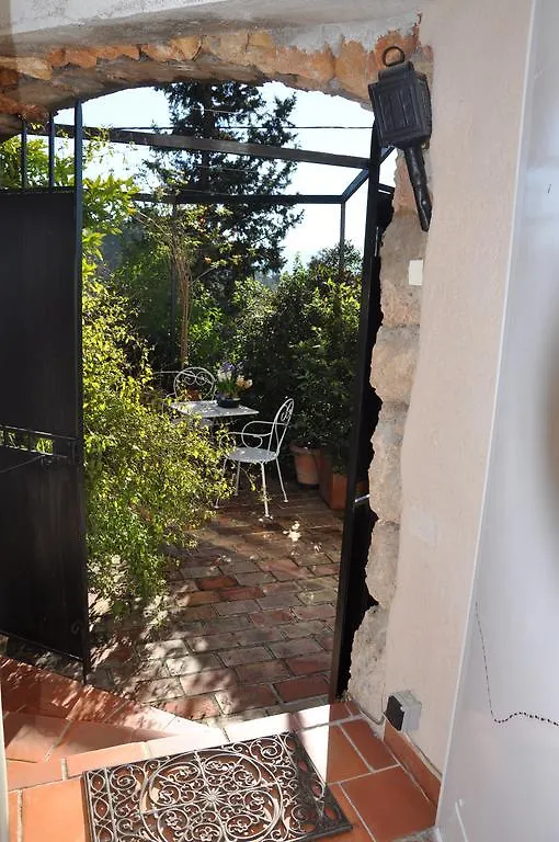 La Masure Bed & Breakfast Gemenos